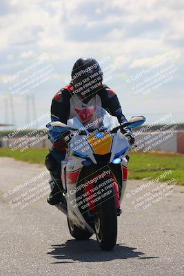 media/May-29-2022-Lets Ride (Sun) [[e8986be515]]/B Group/Grid/